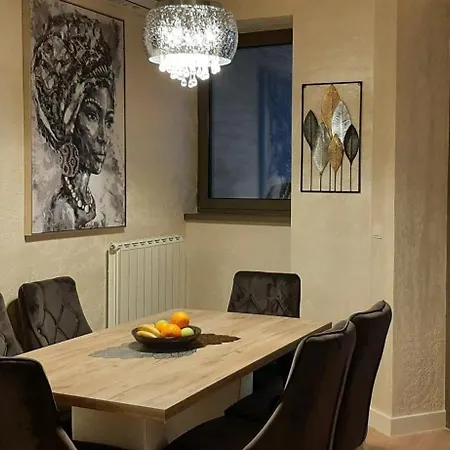 Gigi Apartment *